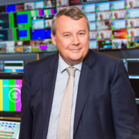 VRT-CEO Paul Lembrechts ontslagen door Vlaamse regering en Leo Hellemans interim-CEO: een beslissing na een “vertrouwenscrisis” of na weerstand tegen besparingen? VRT-CEO Paul Lembrechts ontslagen door Vlaamse regering en Leo Hellemans interim-CEO: een beslissing na een “vertrouwenscrisis” of na weerstand tegen besparingen?