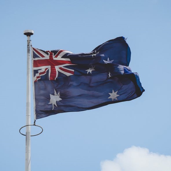 Le Parlement australien approuve une loi controversée sur les médias