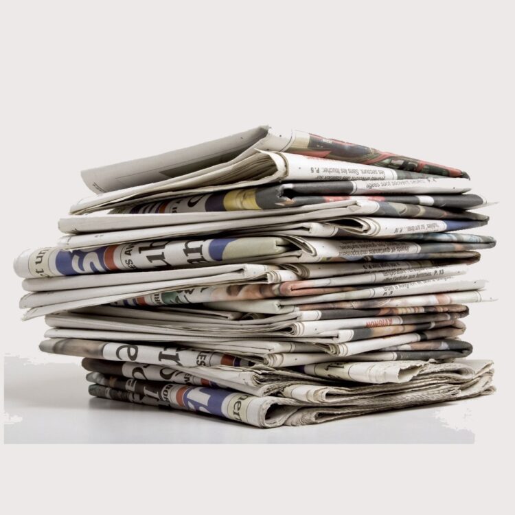 La presse touchée par la flambée des prix du papier journal La presse touchée par la flambée des prix du papier journal