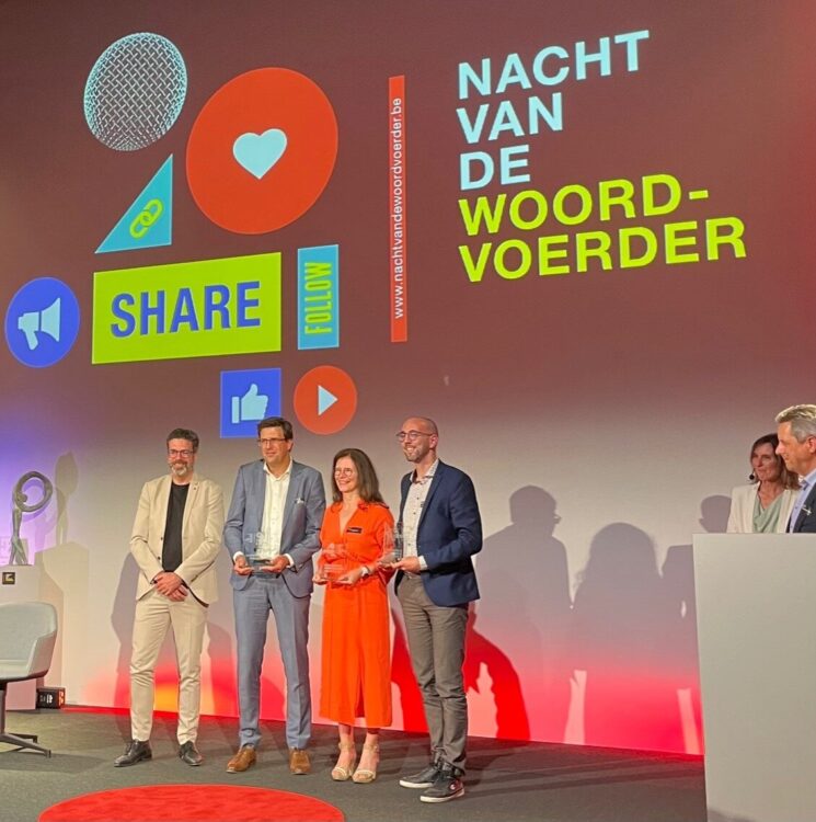 Yves Stevens verkozen tot Woordvoerder van het Jaar Yves Stevens verkozen tot Woordvoerder van het Jaar