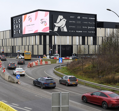 Les shoppings centers Kirchberg et Cloche d’Or intègrent l’offre publicitaire de JCDecaux Luxembourg