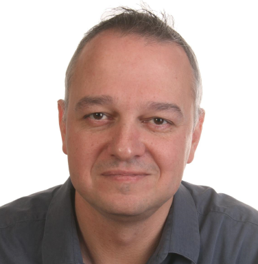 Koenraad Deridder succède à Stef Peeters en tant que Directeur Général du CIM Koenraad Deridder succède à Stef Peeters en tant que Directeur Général du CIM