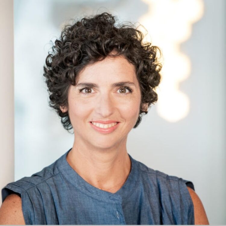 Elodie Mandel remplace Emmanuel Kessler à la direction du pôle économique et licences de Prisma Media Elodie Mandel remplace Emmanuel Kessler à la direction du pôle économique et licences de Prisma Media