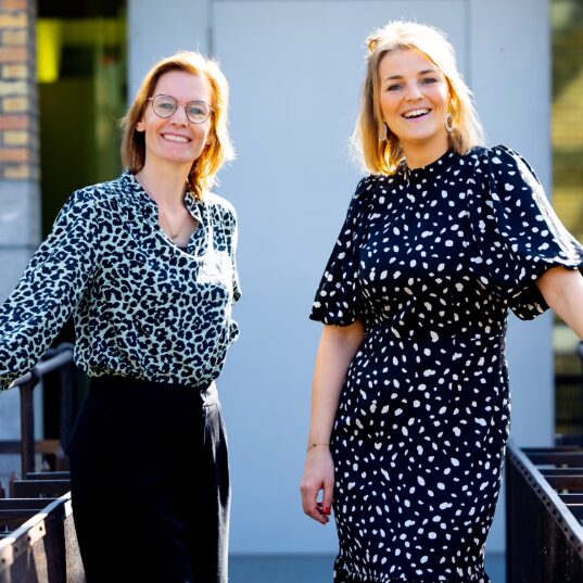 Sara Vercauteren et Anja Peleman passent le flambeau de managing director de Bepublic Group Sara Vercauteren et Anja Peleman passent le flambeau de managing director de Bepublic Group