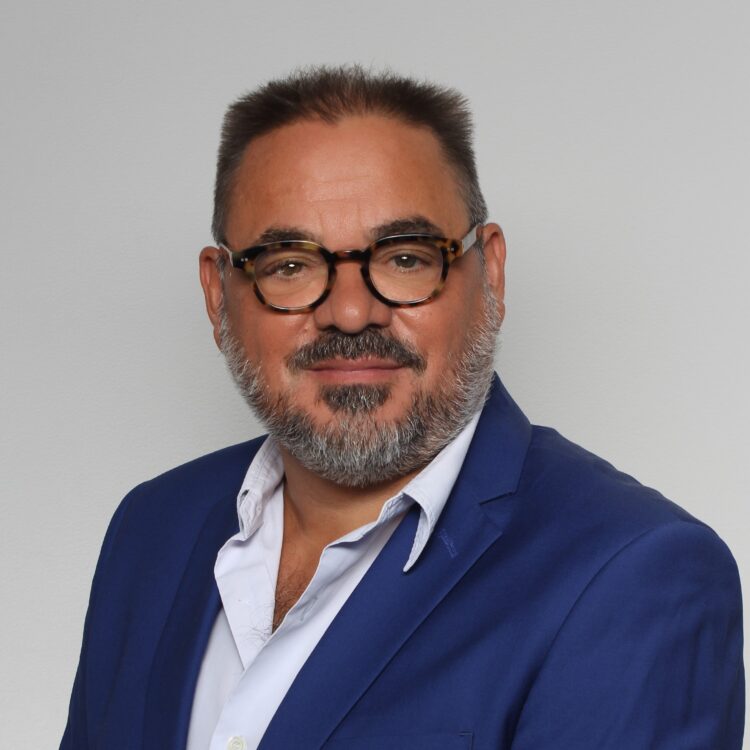 MediaSpecs France s’intègre dans Adwanted Group et remercie Arnaud Vataire pour sa contribution comme Country Manager MediaSpecs France s’intègre dans Adwanted Group et remercie Arnaud Vataire pour sa contribution comme Country Manager