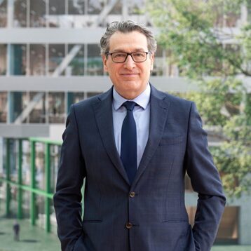VRT : Bob Vermeir devient directeur de l’Université de Flandre